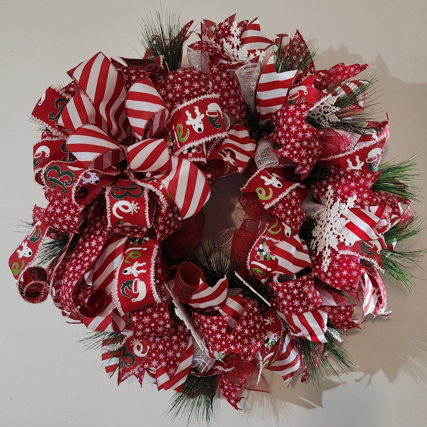 Peppermint snowflake Christmas wreath, winter mesh wreath, red and white holiday wreath for your front door