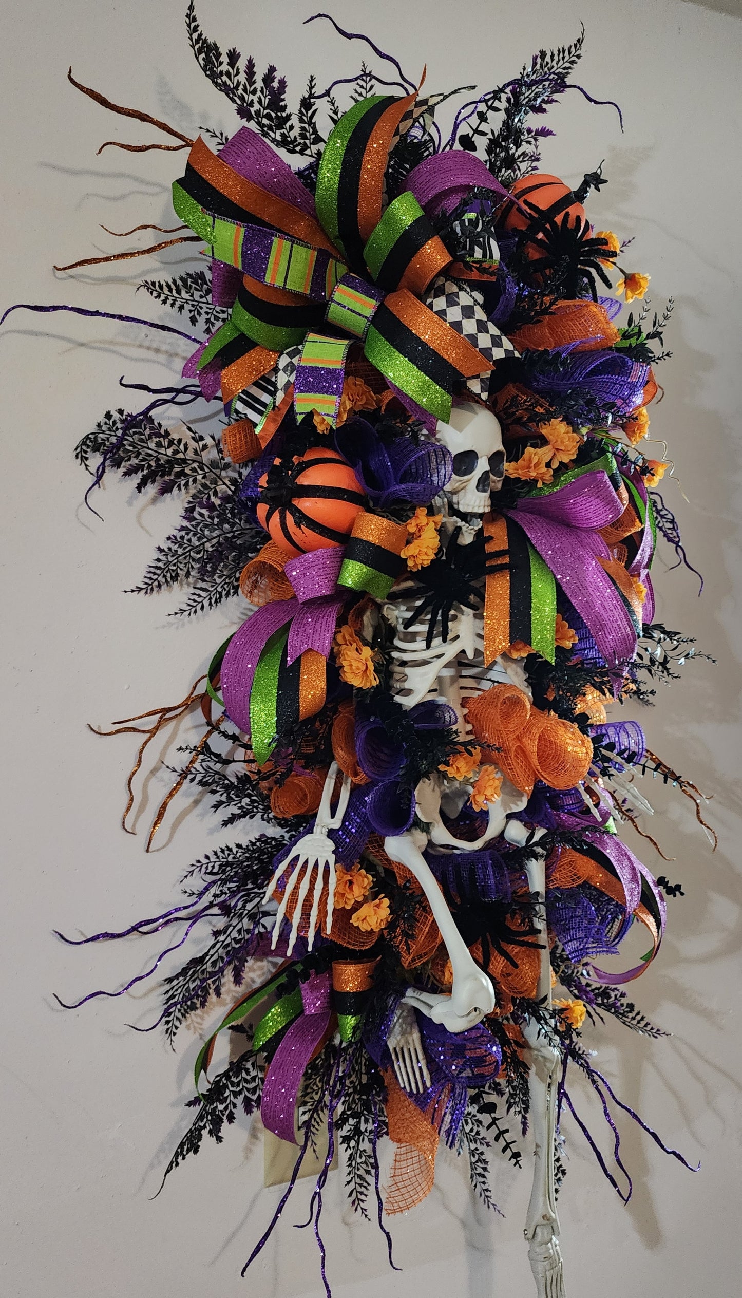 Extra large Halloween skeleton swag, skeleton swag for your front door, halloween decor, spooky wreath